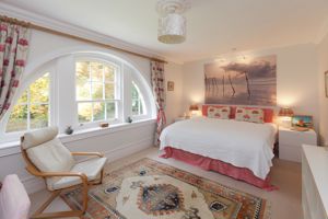 Guest Bedroom - click for photo gallery